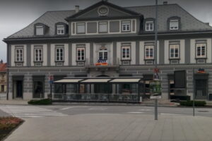 dm karlovac žitna kuća